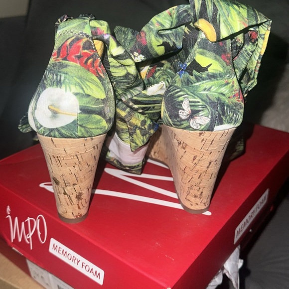 Tropical platform heels - Picture 3 of 6